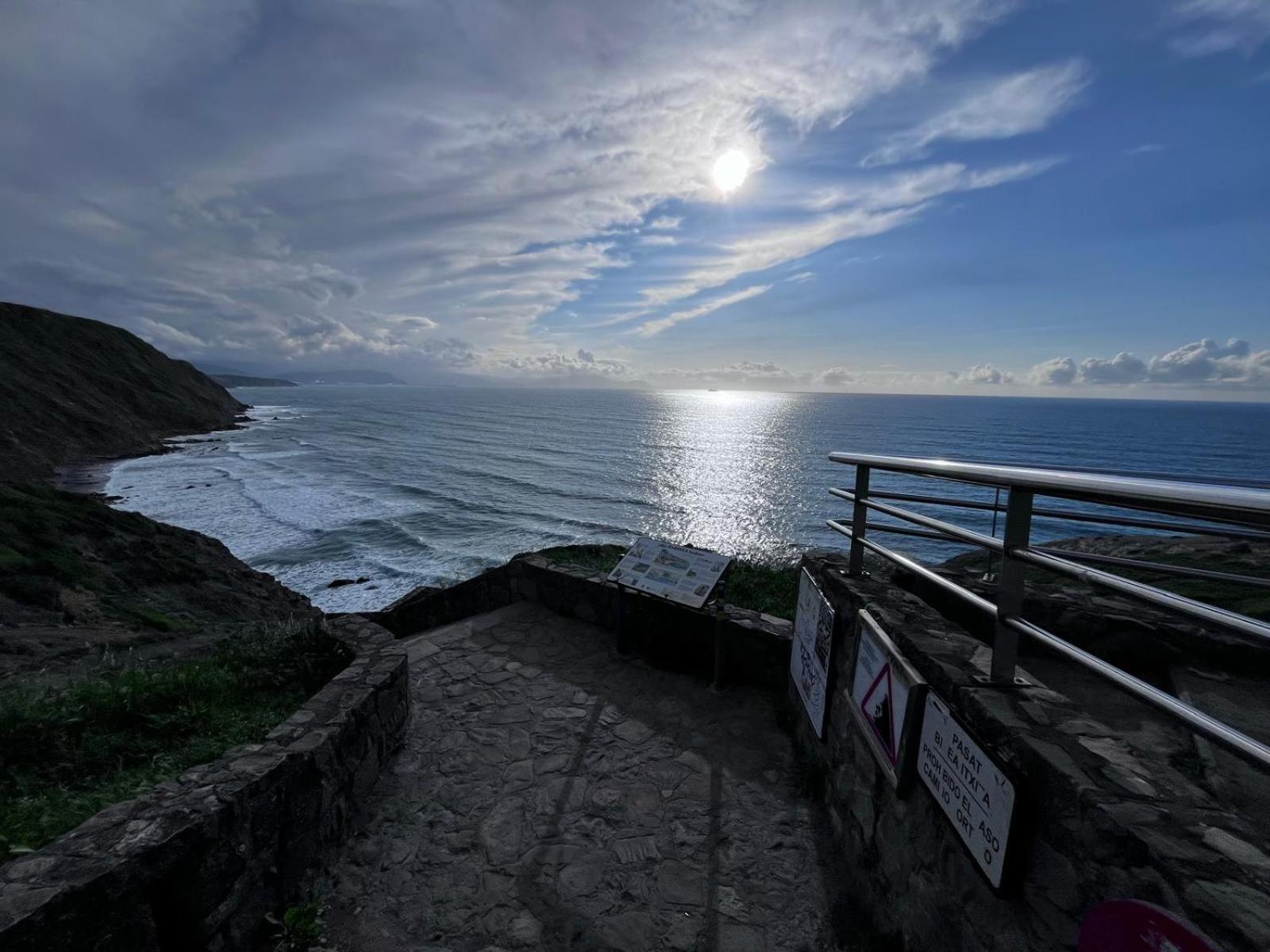 Tu Refugio Junto Al Mar Te Espera Disfruta Final Europa League Apartment *